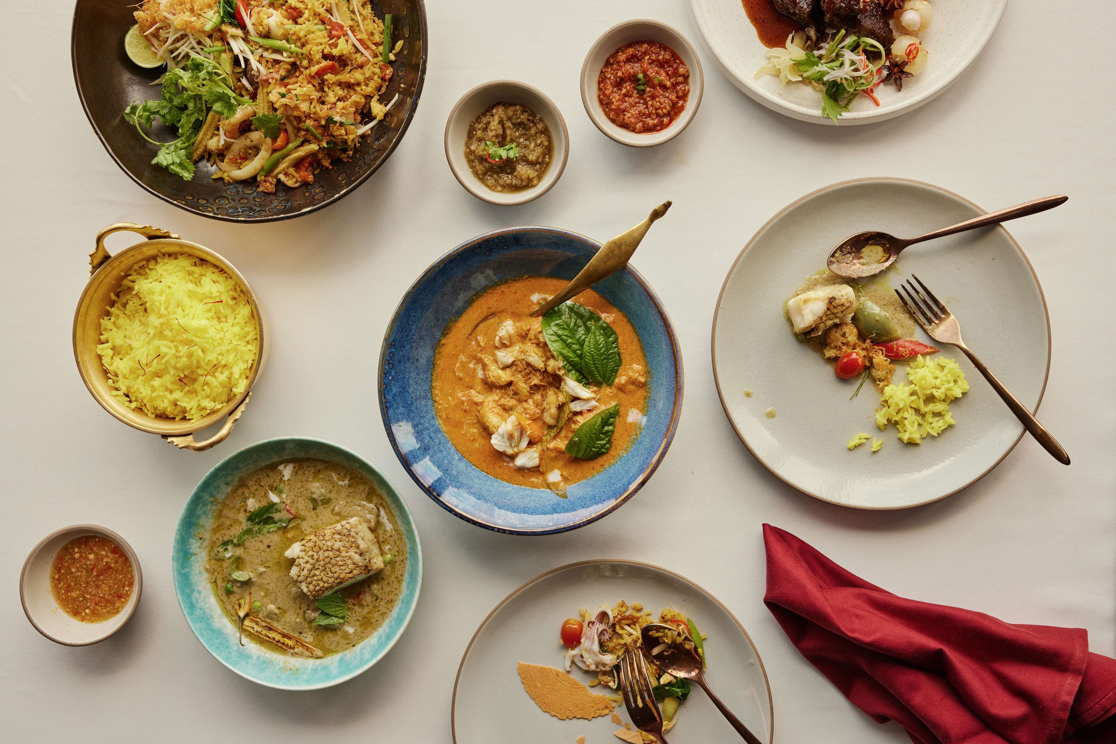 Banyan Tree Bangkok Saffron Food